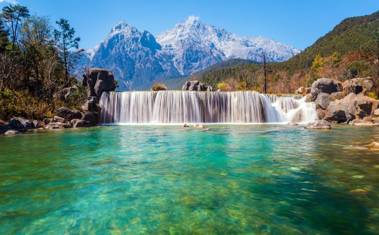 blue moon valley jade dragon snow mountain yunnan china