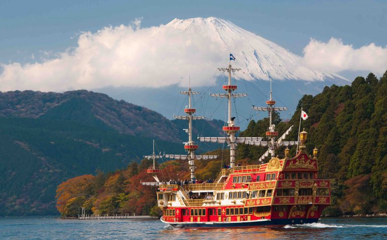 Lake Ashi hakone japan