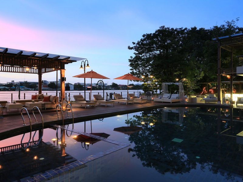 4★ Riva Surya Bangkok, Bangkok