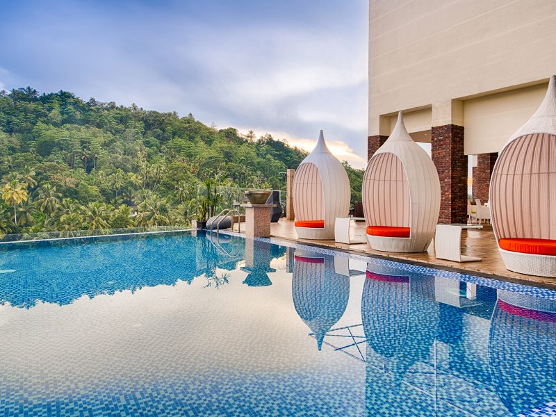 5★ The Golden Crown Hotel, Kandy